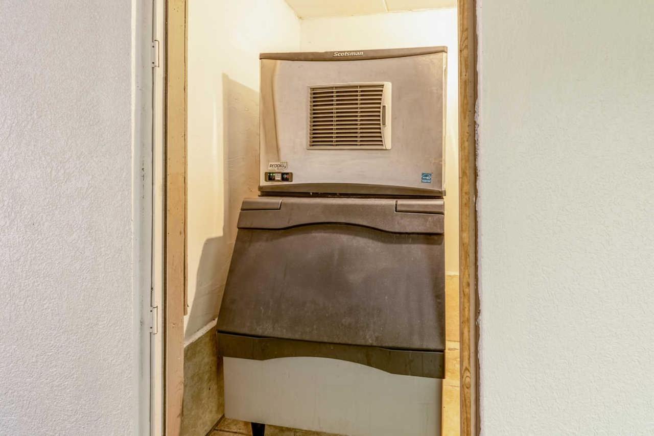 Econo Lodge Franklin Екстер'єр фото